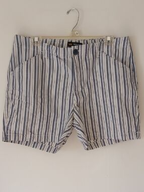 Lee Navy and White Vertical-Stripe Cotton Shorts